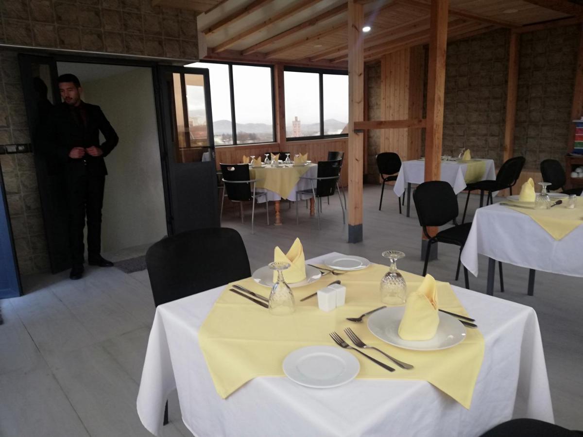 Hotel School Ersat Azrou Exterior foto